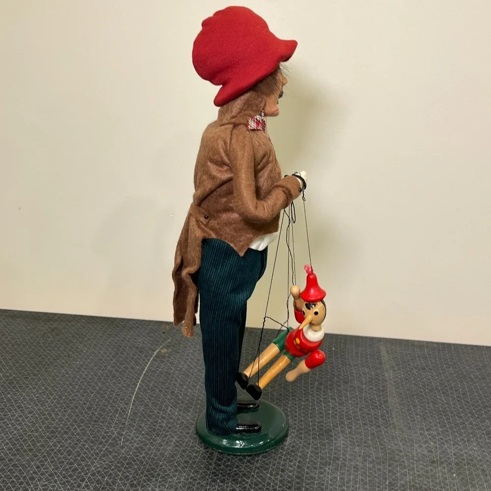 Byers Choice Caroler Man Puppeteer, Holding Puppet Pinocchio, Marionette